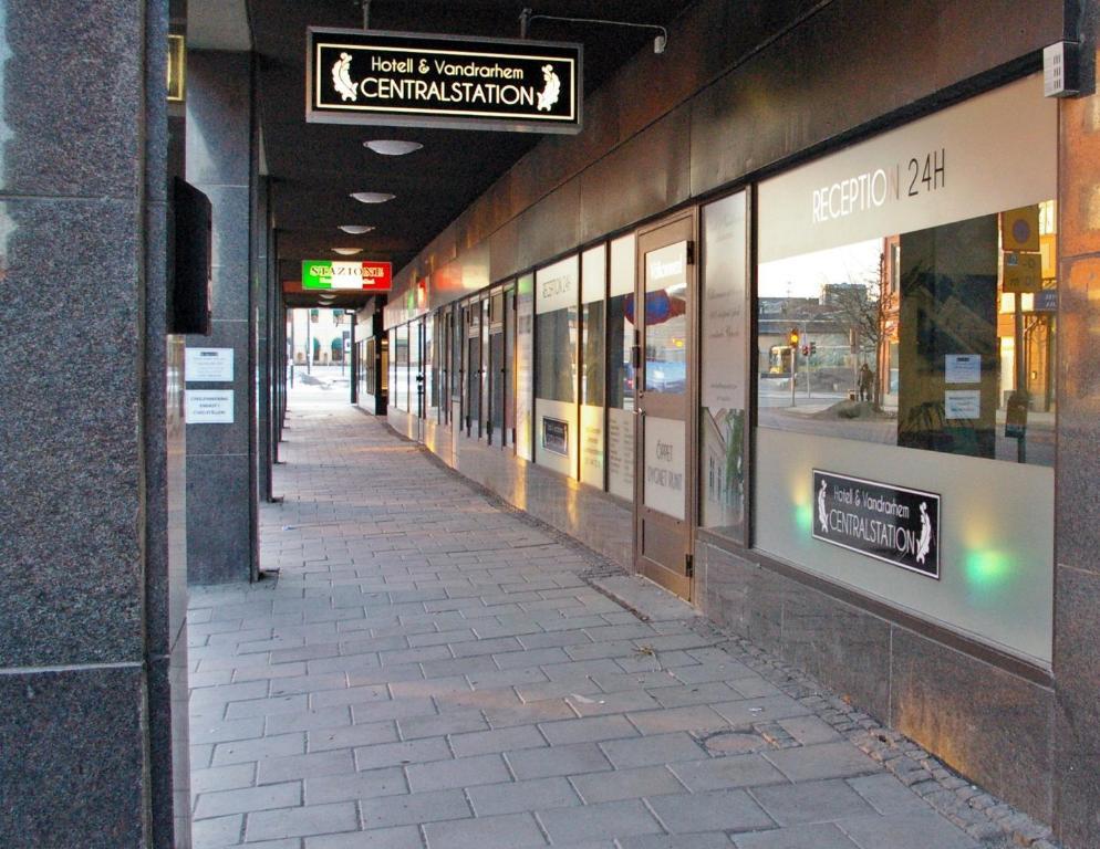 Hotell Centralstation Uppsala Bagian luar foto
